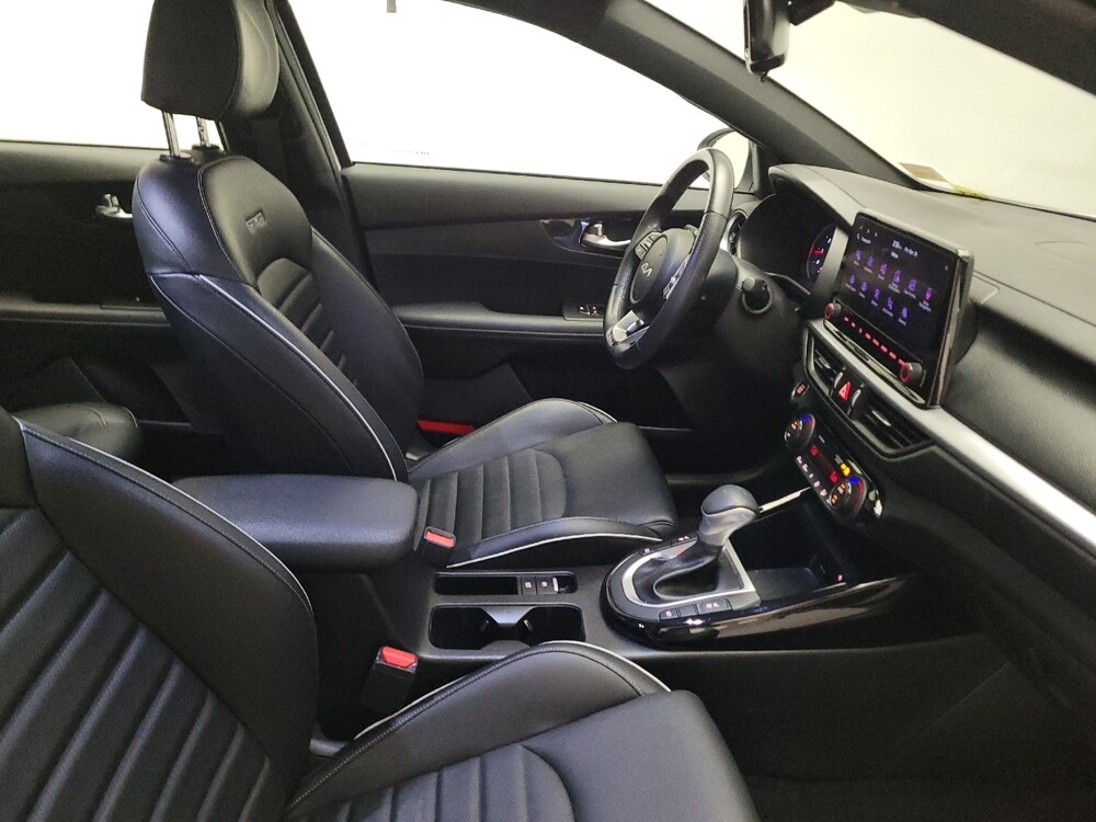 2023 Kia Forte in Riverside, CA 92504 - 18133865 21