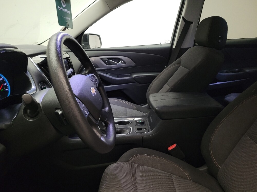 2021 Chevrolet Traverse in Montclair, CA 91763 - 18133870 17