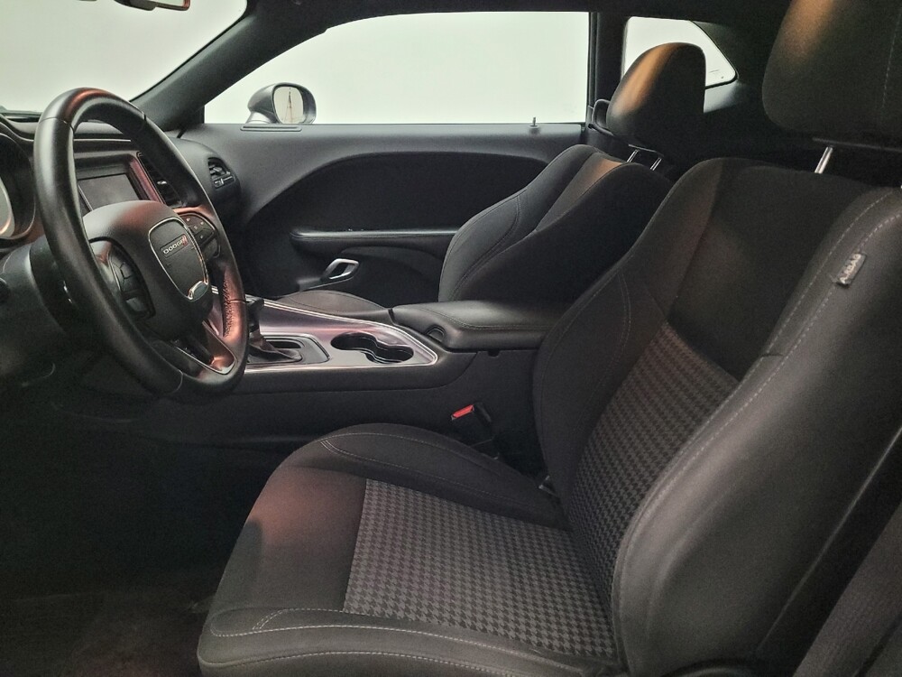 2018 Dodge Challenger in Downey, CA 90241 - 18133877 17