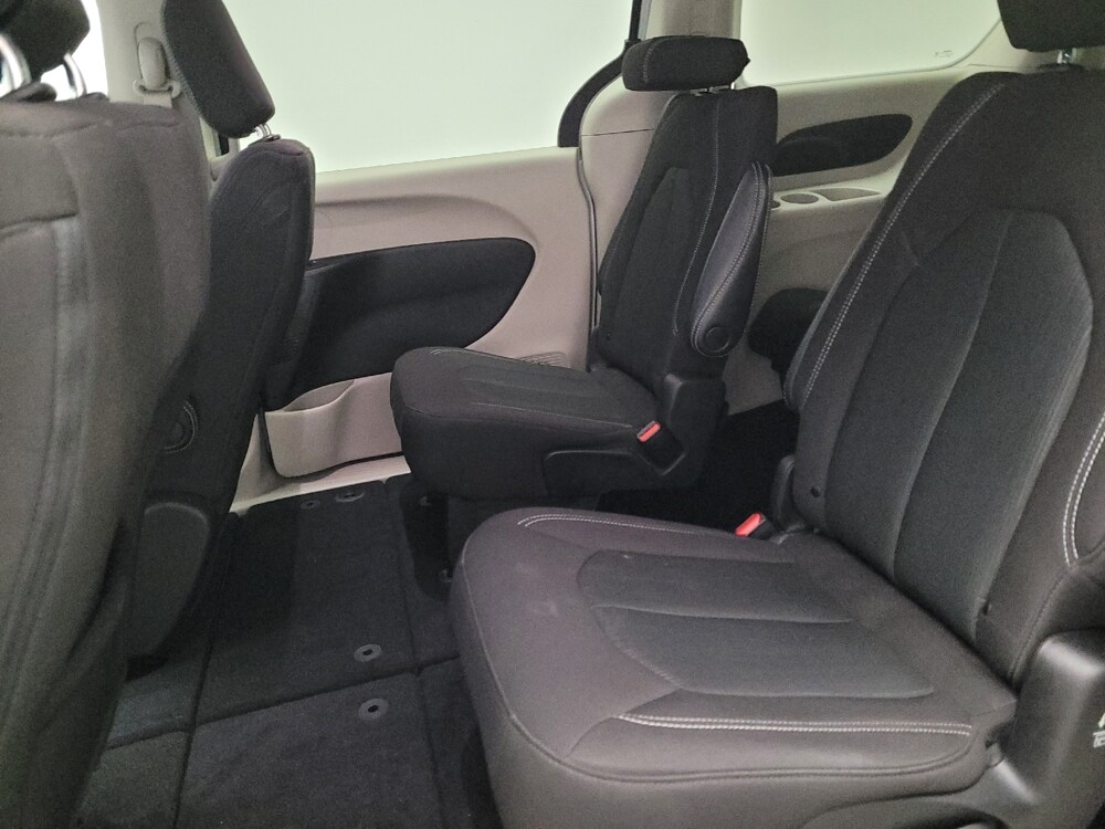 2022 Chrysler Voyager in Downey, CA 90241 - 18133879 18