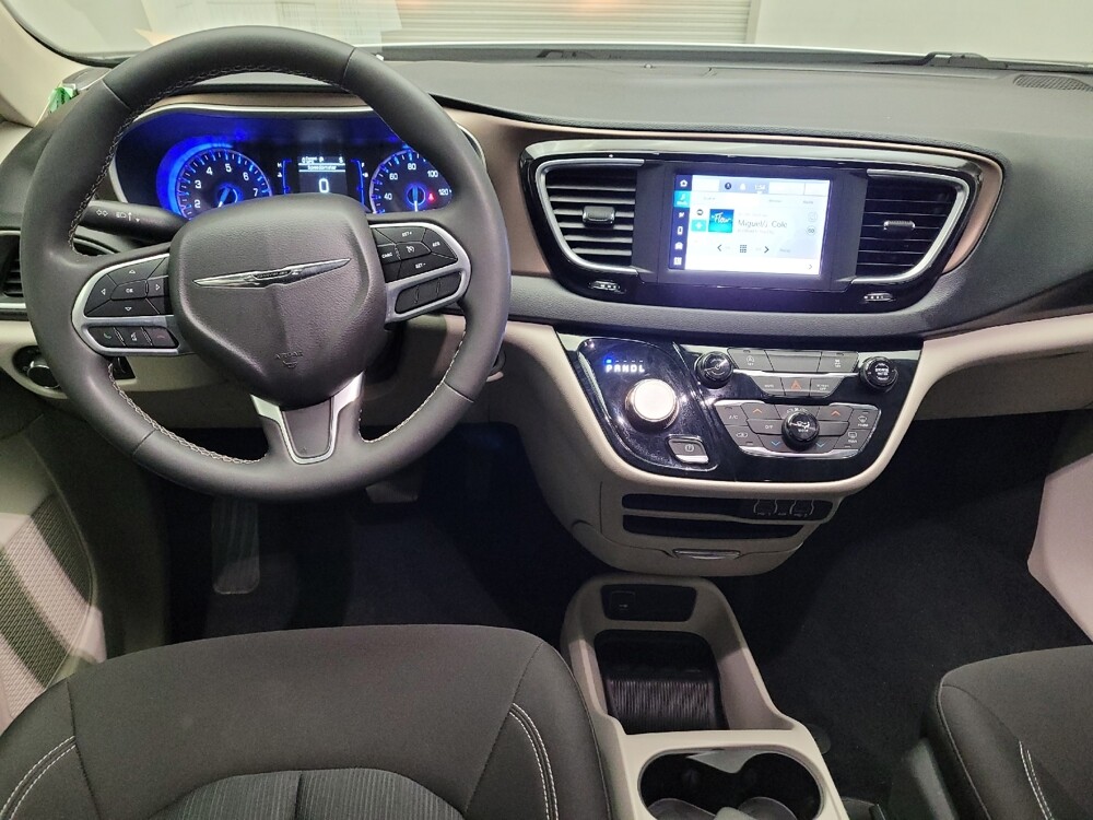 2022 Chrysler Voyager in Downey, CA 90241 - 18133879 22