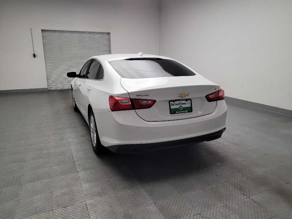 2018 Chevrolet Malibu in Montclair, CA 91763 - 18133880 6