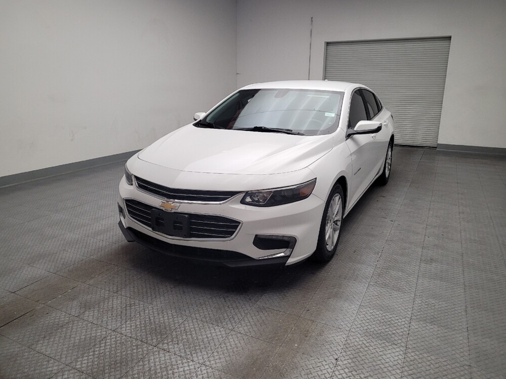 2018 Chevrolet Malibu in Montclair, CA 91763 - 18133880 15