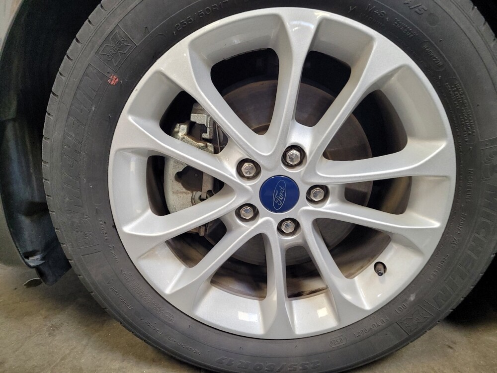 2020 Ford Fusion in Riverside, CA 92504 - 18133881 31