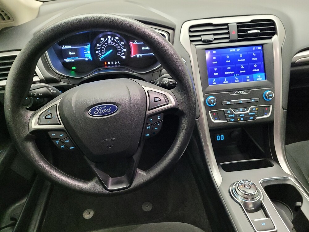 2020 Ford Fusion in Riverside, CA 92504 - 18133881 22