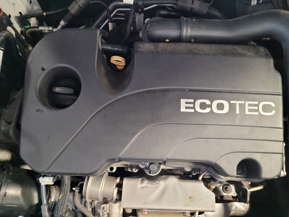 2021 Chevrolet Equinox in Downey, CA 90241 - 18133882 30