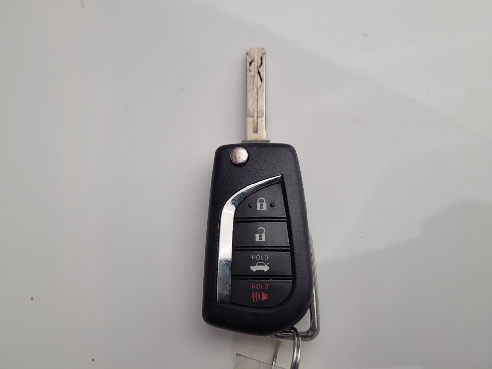 2022 Toyota Corolla in Downey, CA 90241 - 18133884 32