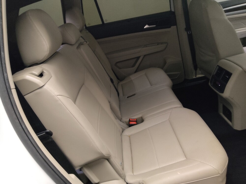 2021 Volkswagen Atlas in Morrow, GA 30260 - 18133898 19