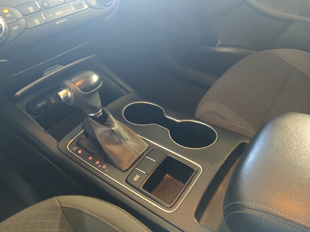 2018 Kia Sorento in Jackson, MS 39211 - 18133902 26