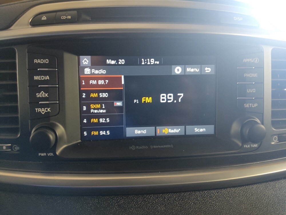 2018 Kia Sorento in Jackson, MS 39211 - 18133902 25