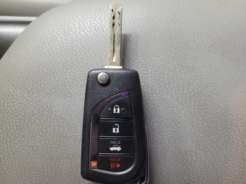 2021 Toyota Camry in Athens, GA 30606 - 18133904 32