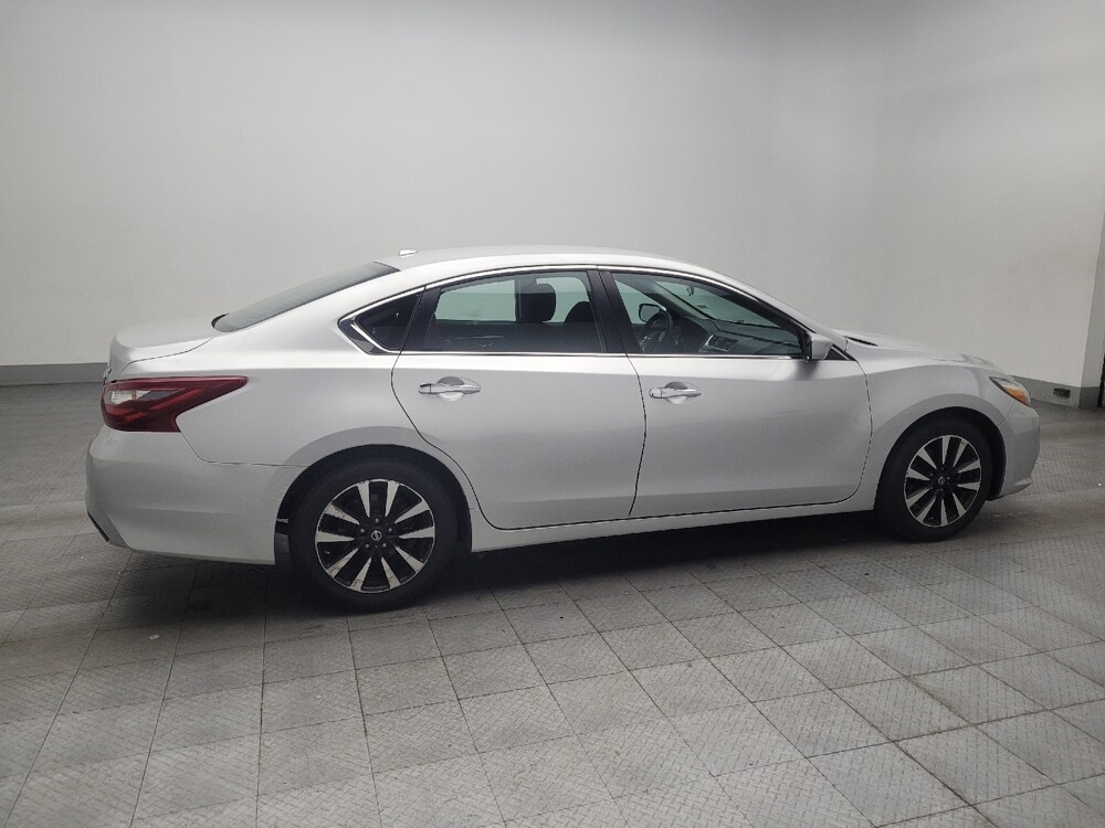 2018 Nissan Altima in Albany, GA 31705 - 18133914 10