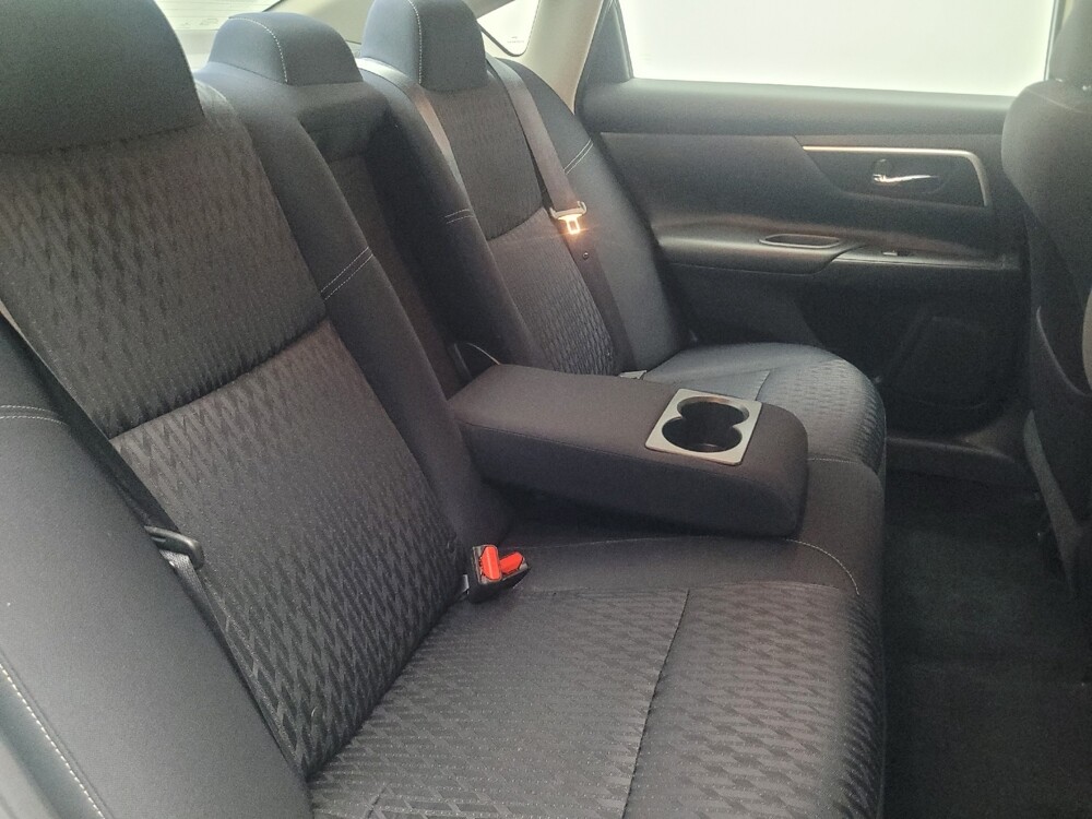 2018 Nissan Altima in Albany, GA 31705 - 18133914 19