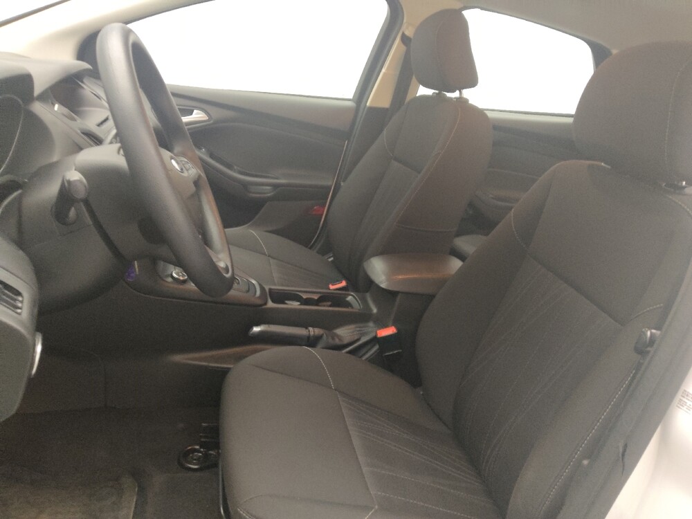 2016 Ford Focus in Marietta, GA 30062 - 18133920 17