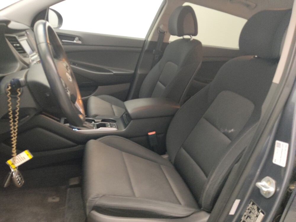 2016 Hyundai Tucson in Union City, GA 30291 - 18133921 17
