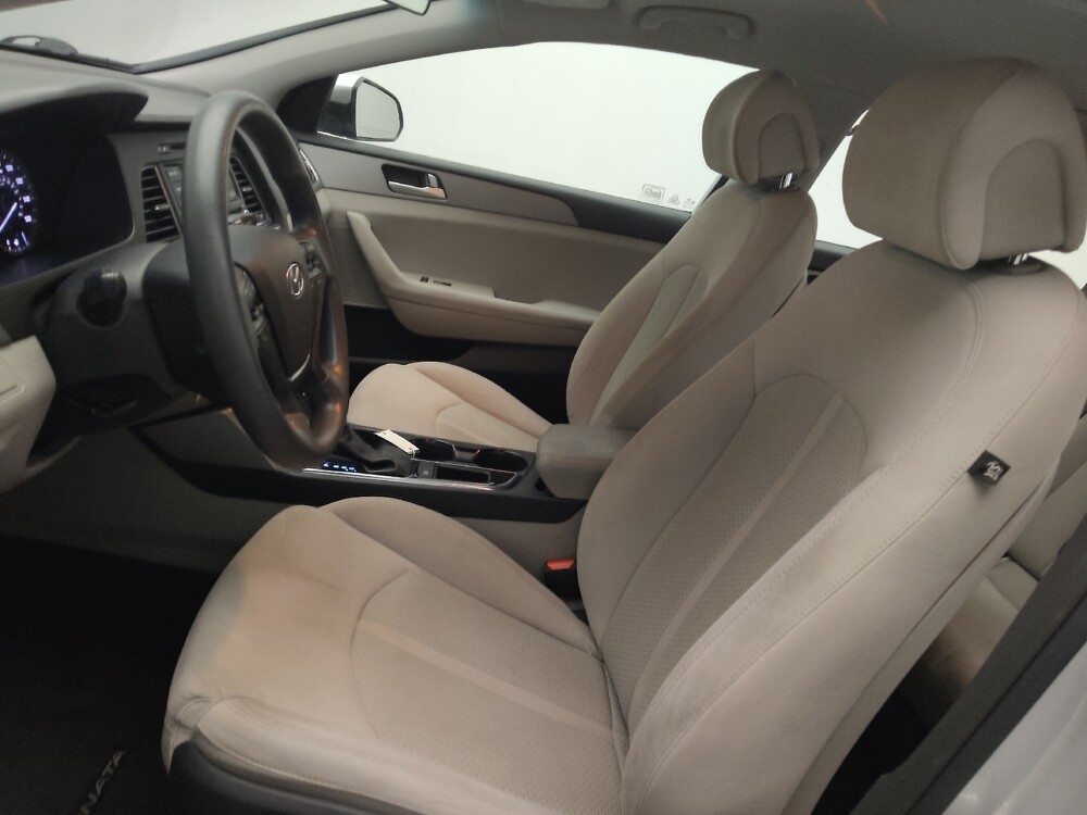 2015 Hyundai Sonata in Stone Mountain, GA 30083 - 18133922 17