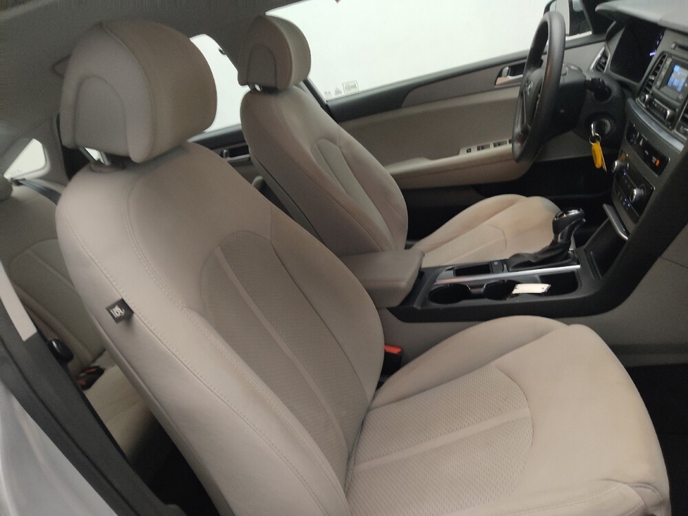 2015 Hyundai Sonata in Stone Mountain, GA 30083 - 18133922 21