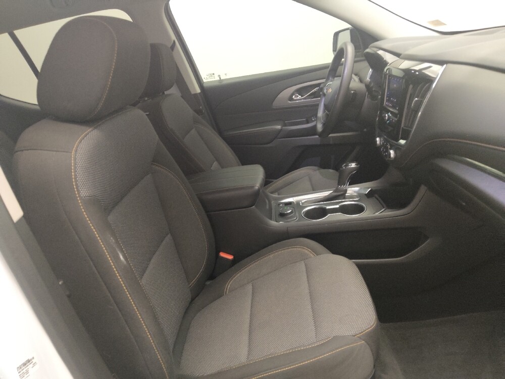 2020 Chevrolet Traverse in Union City, GA 30291 - 18133926 21
