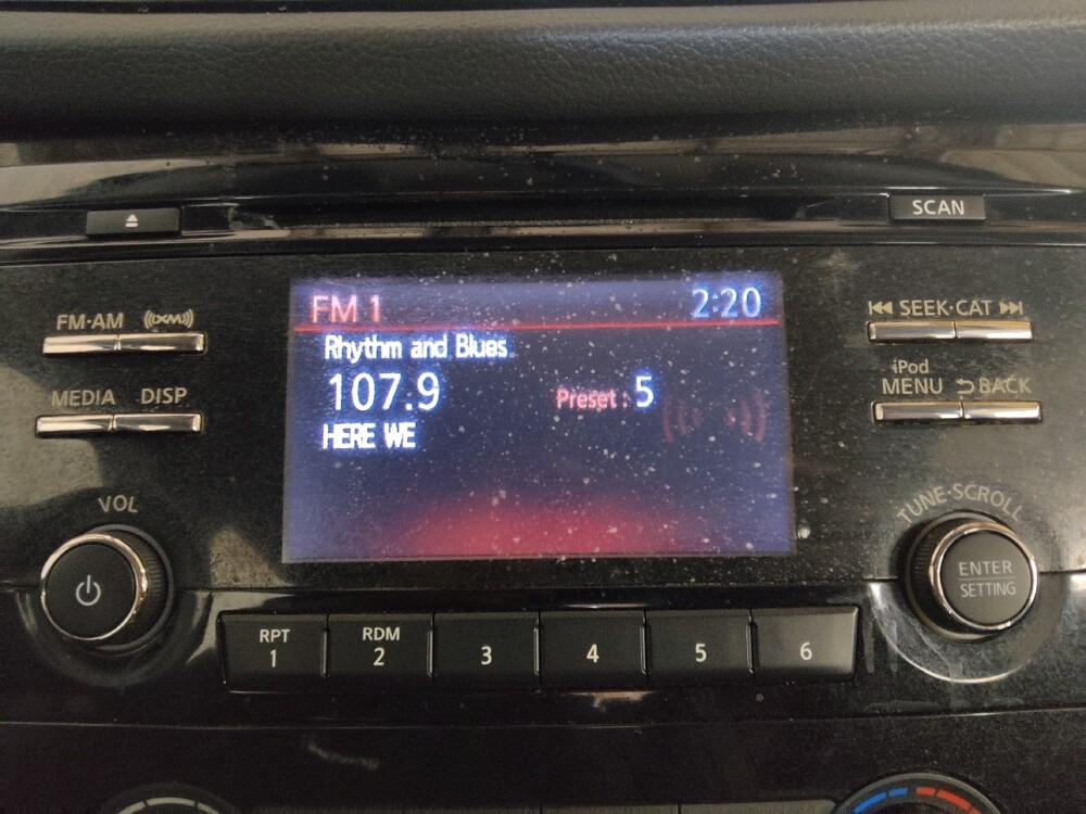 2017 Nissan Rogue in Morrow, GA 30260 - 18133927 25