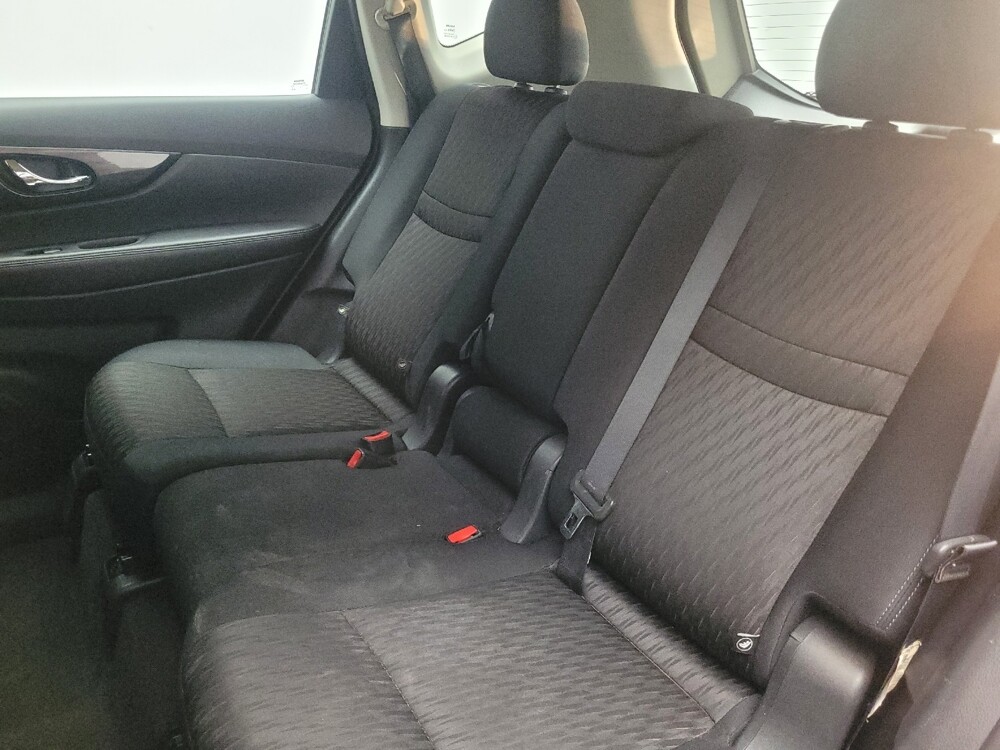 2017 Nissan Rogue in Morrow, GA 30260 - 18133927 18