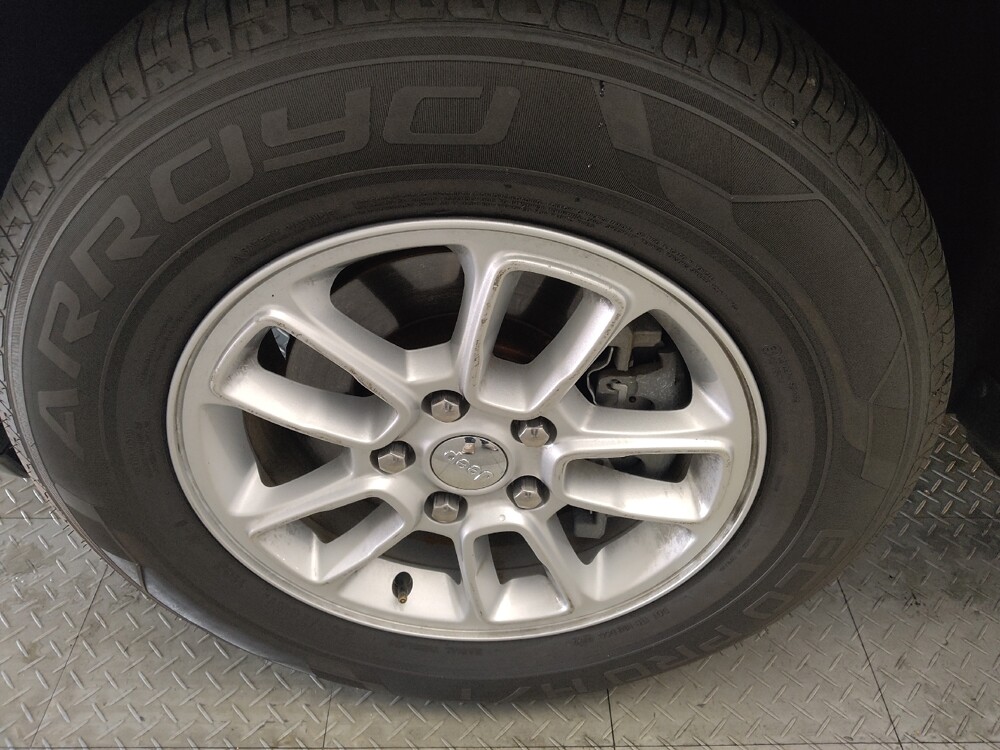 2018 Jeep Grand Cherokee in Jackson, MS 39211 - 18133929 31