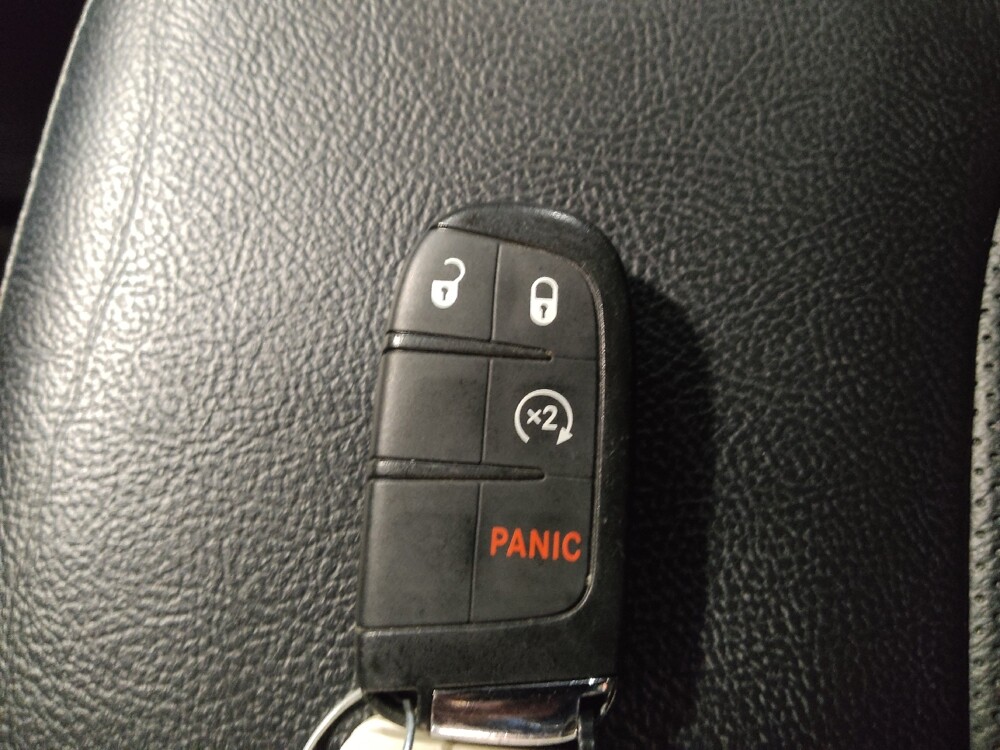 2019 Jeep Compass in Tulsa, OK 74145 - 18133935 32