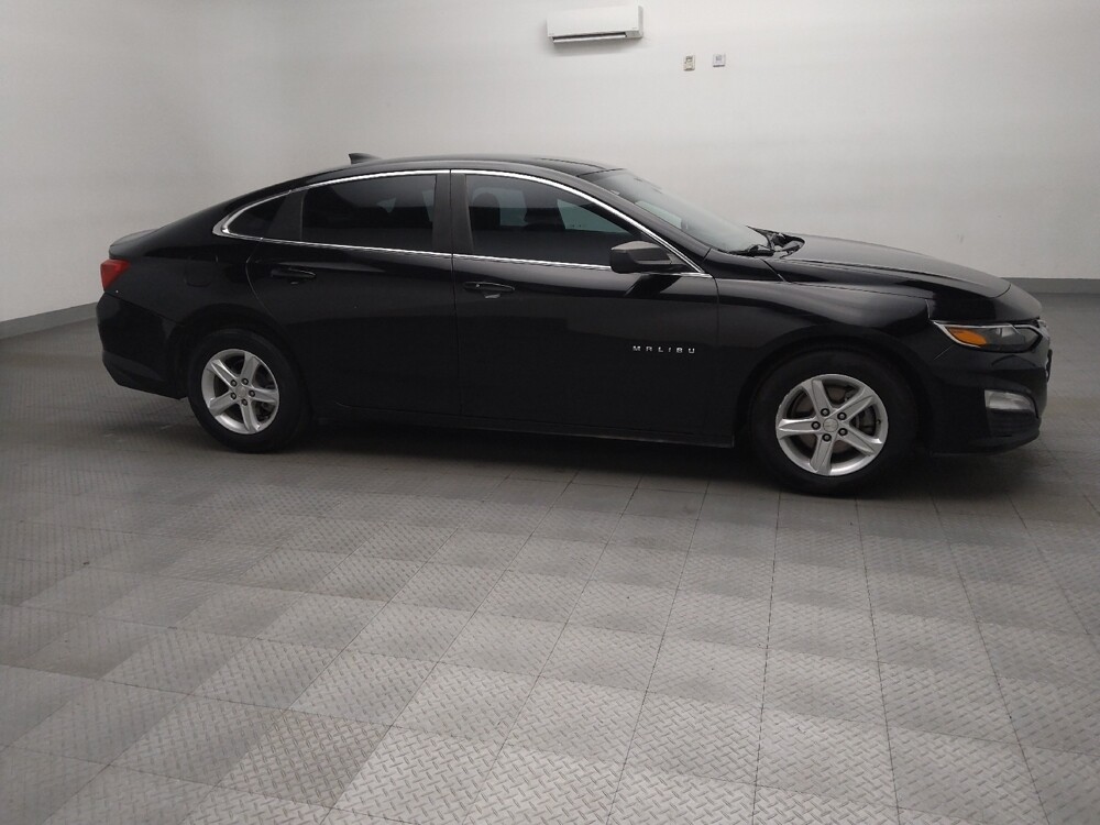 2019 Chevrolet Malibu in Lewisville, TX 75067 - 18133937 11