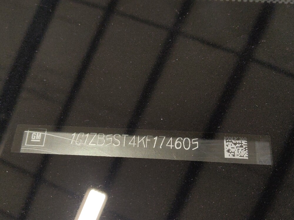 2019 Chevrolet Malibu in Lewisville, TX 75067 - 18133937 33