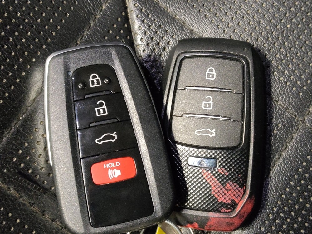 2018 Toyota Camry in Fort Worth, TX 76116 - 18133940 32