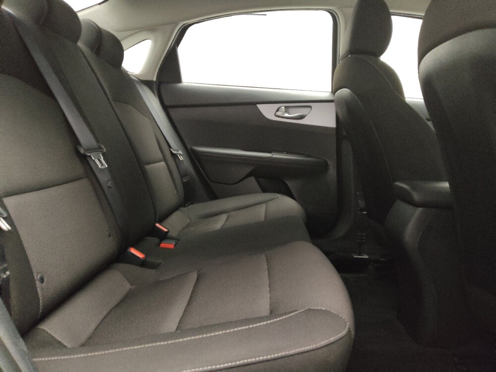 2024 Kia Forte in Arlington, TX 76011 - 18133947 19