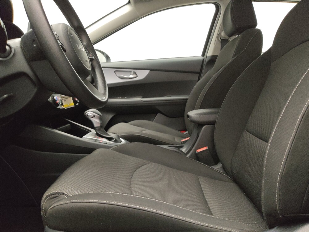 2024 Kia Forte in Arlington, TX 76011 - 18133947 17