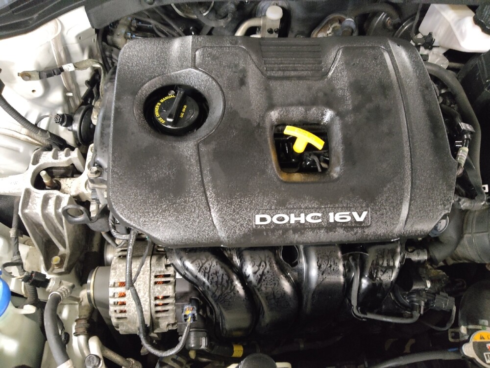 2018 Hyundai Elantra in Arlington, TX 76011 - 18133959 30