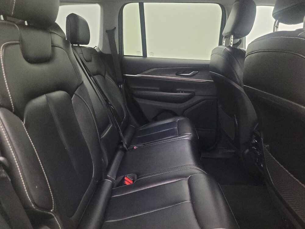 2023 Jeep Grand Cherokee in Glendale, AZ 85301 - 18133966 19