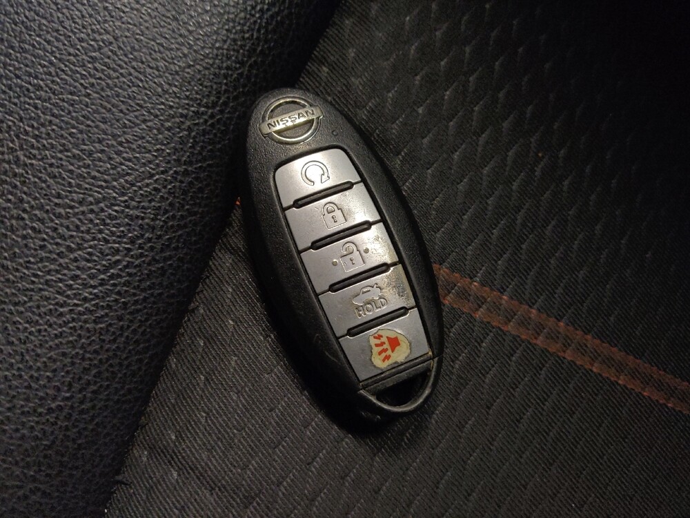 2019 Nissan Altima in Glendale, AZ 85301 - 18133967 32