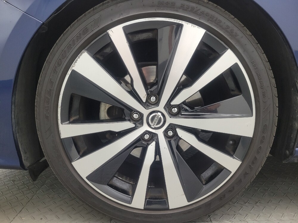 2019 Nissan Altima in Glendale, AZ 85301 - 18133967 31