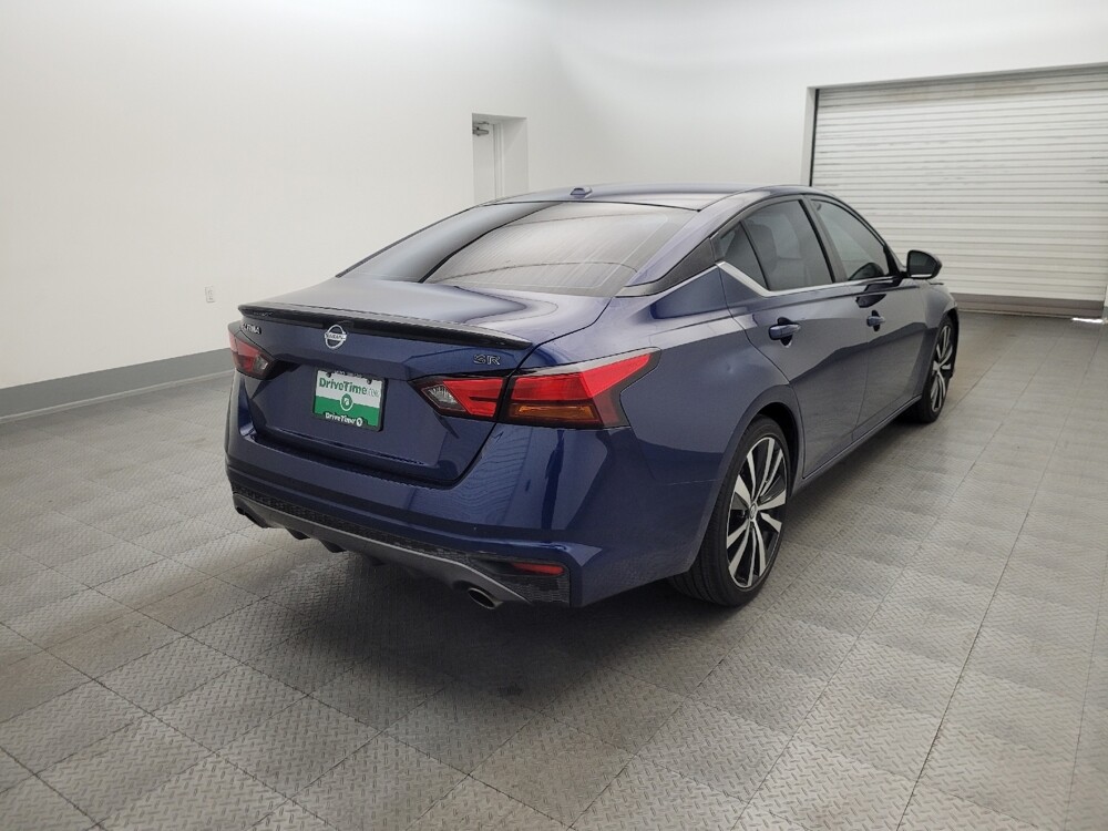 2019 Nissan Altima in Glendale, AZ 85301 - 18133967 9