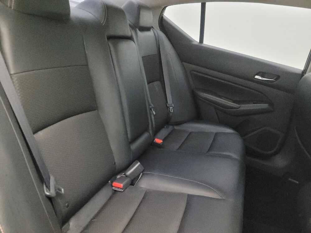 2019 Nissan Altima in Glendale, AZ 85301 - 18133967 19