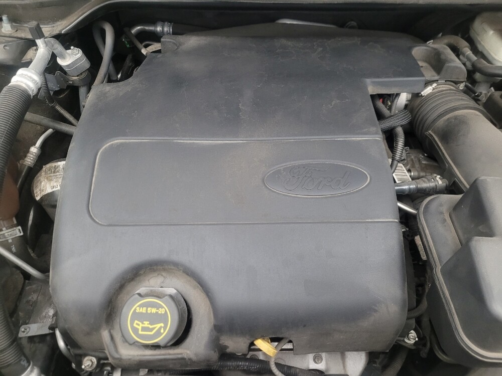 2016 Ford Explorer in Glendale, AZ 85301 - 18133970 30