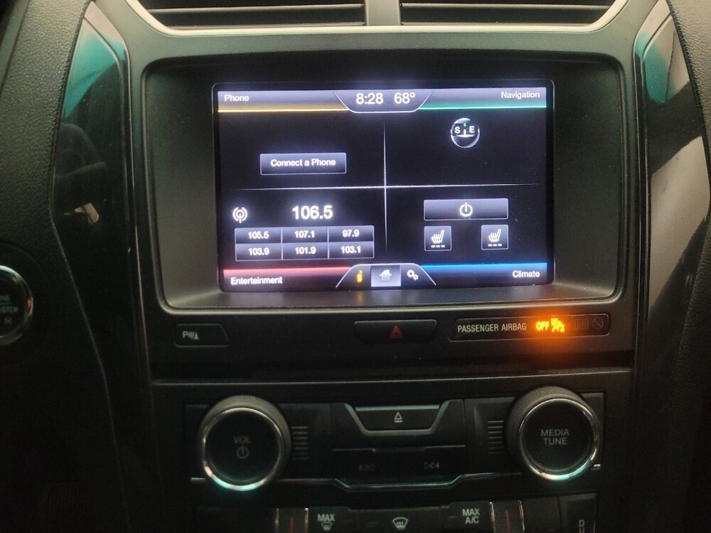 2016 Ford Explorer in Glendale, AZ 85301 - 18133970 25