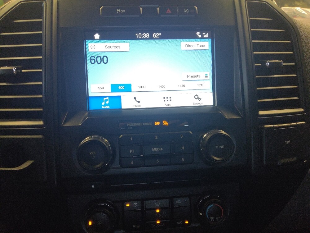 2018 Ford F150 in Glendale, AZ 85301 - 18133971 25