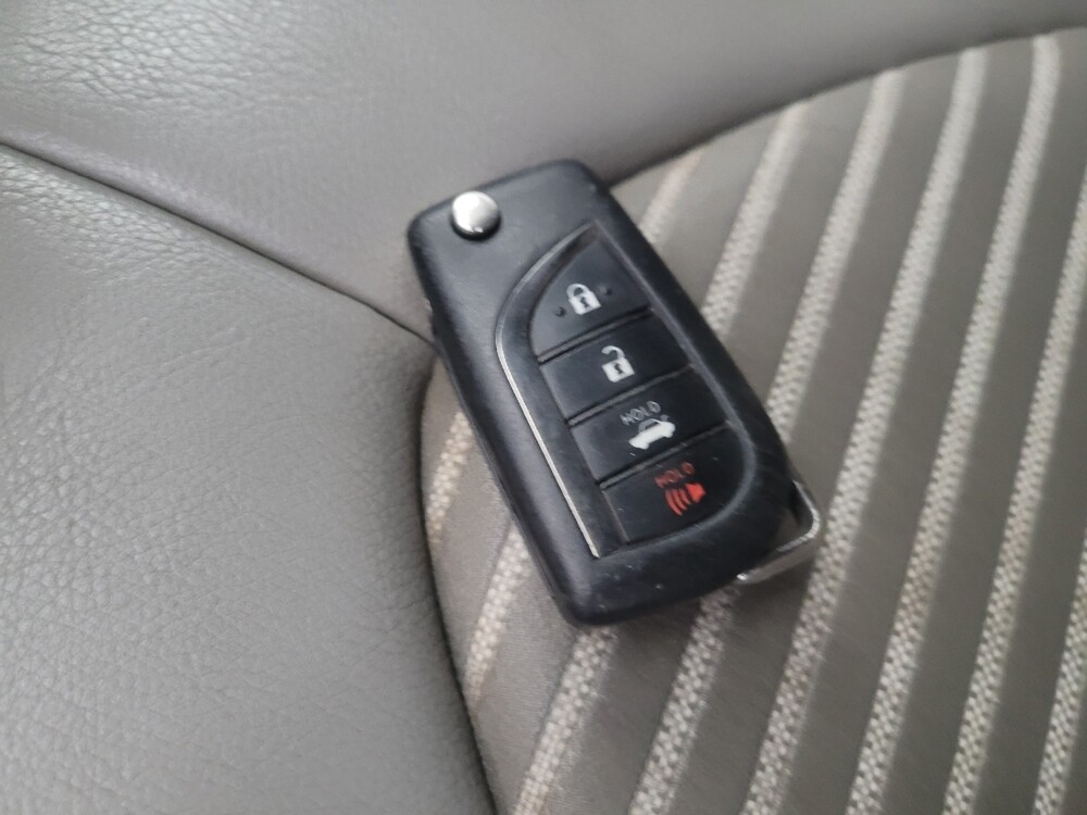 2021 Toyota Camry in Mesa, AZ 85210 - 18133973 32