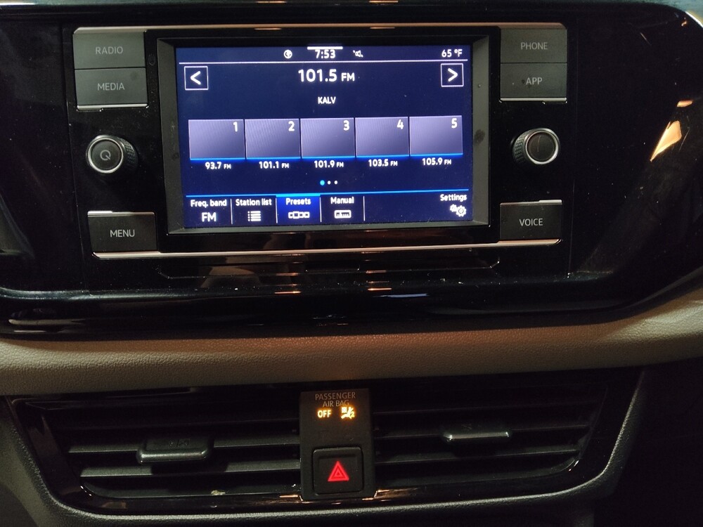 2022 Volkswagen Taos in Glendale, AZ 85301 - 18133975 25