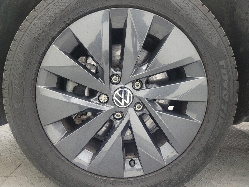 2022 Volkswagen Taos in Glendale, AZ 85301 - 18133975 31