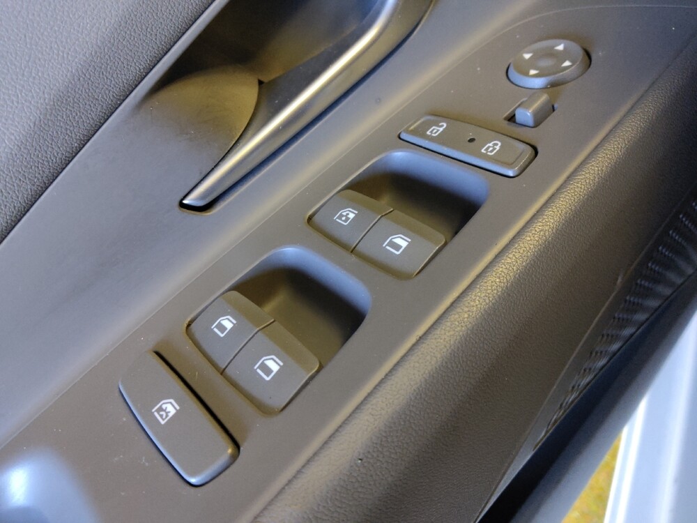 2022 Hyundai Elantra in Phoenix, AZ 85015 - 18133976 27