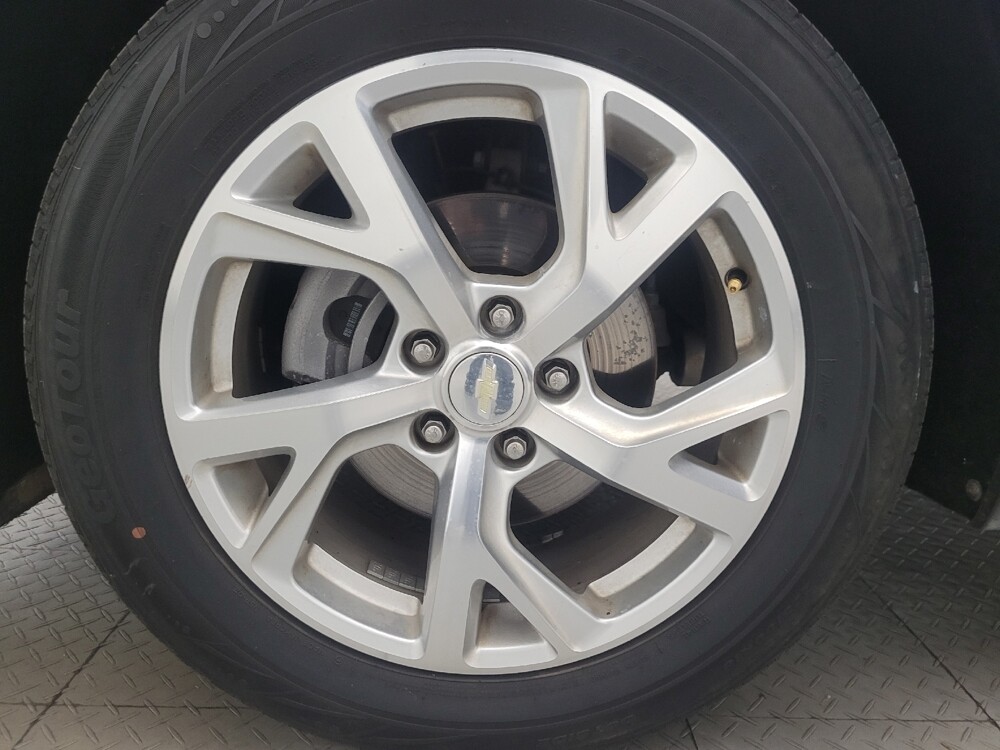 2019 Chevrolet Equinox in Phoenix, AZ 85022 - 18133979 31