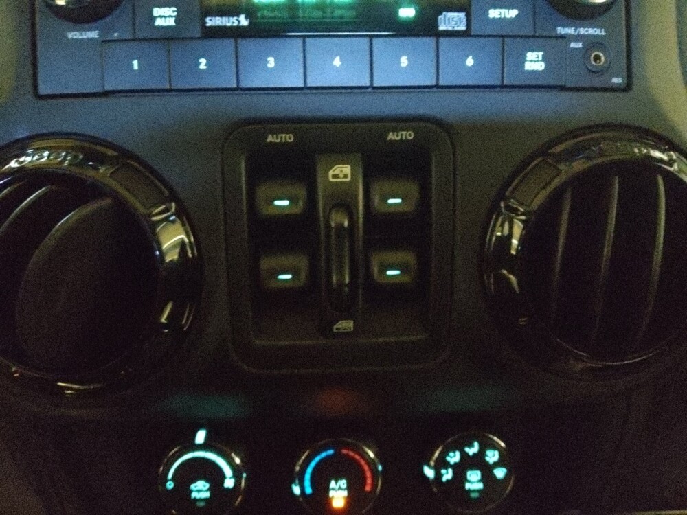 2017 Jeep Wrangler in Chandler, AZ 85225 - 18133982 27