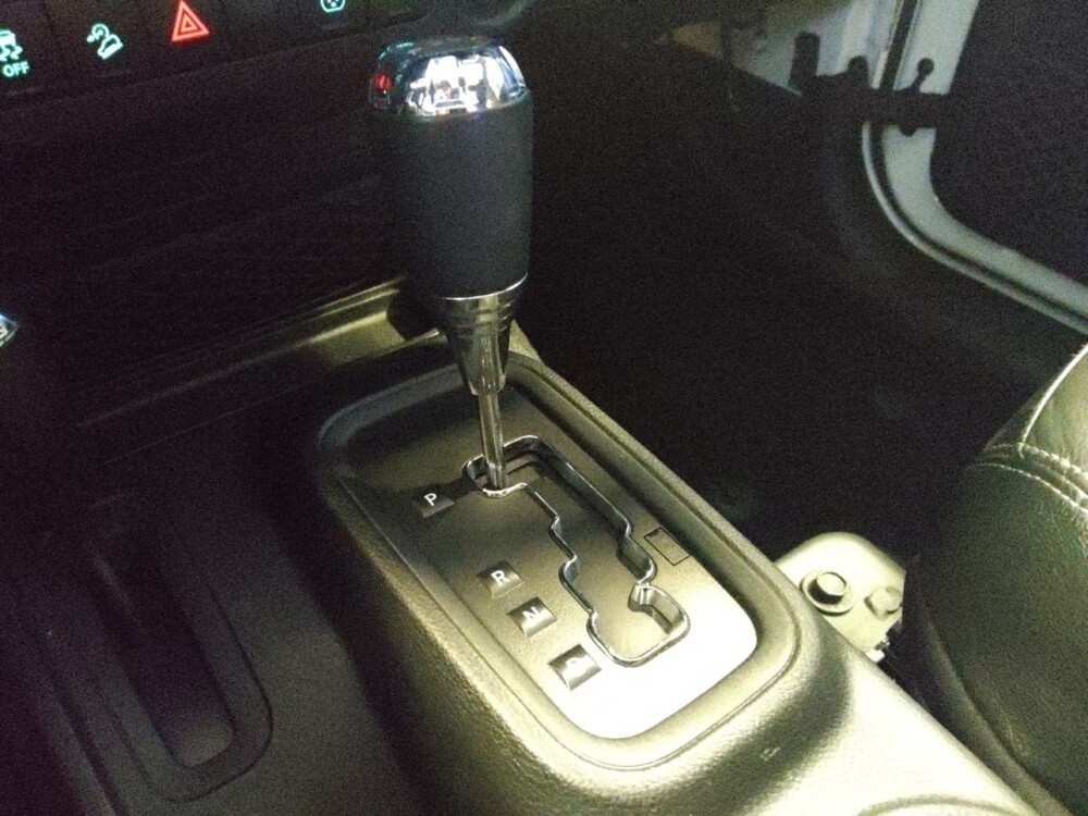 2017 Jeep Wrangler in Chandler, AZ 85225 - 18133982 26