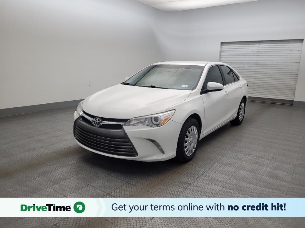 2017 Toyota Camry in Glendale, AZ 85301 - 18133983