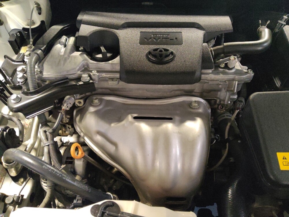 2017 Toyota Camry in Glendale, AZ 85301 - 18133983 30