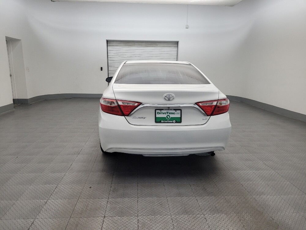 2017 Toyota Camry in Glendale, AZ 85301 - 18133983 6